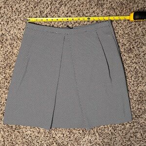 Anne Klein Navy and White Checkered Skirt size 10